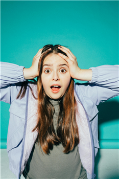 Young person not panicking